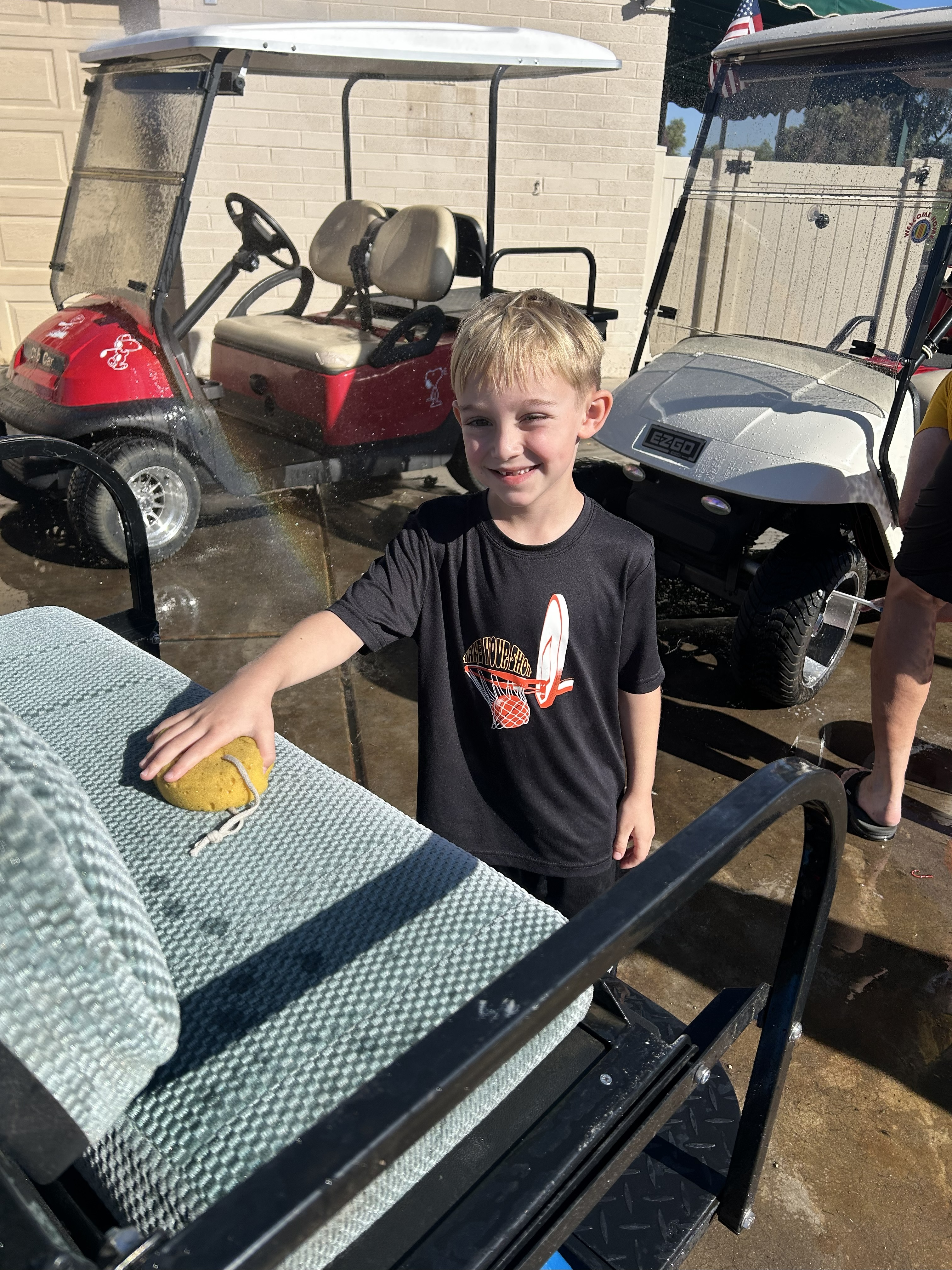 One volunteer brought his young son, who enjoys learning to be a volunteer too.